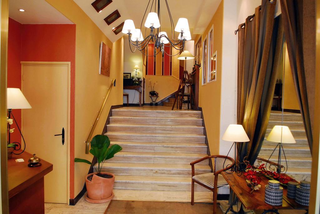 Logis Hotel Orly 阿莱斯 外观 照片