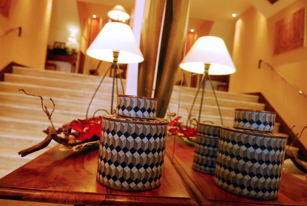 Logis Hotel Orly 阿莱斯 外观 照片